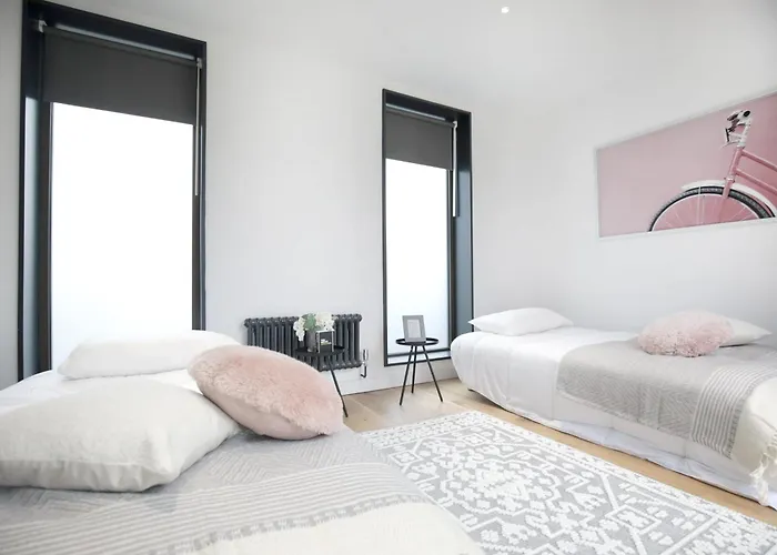 Stunning Luxury Townhouse In Centre Of Manchester